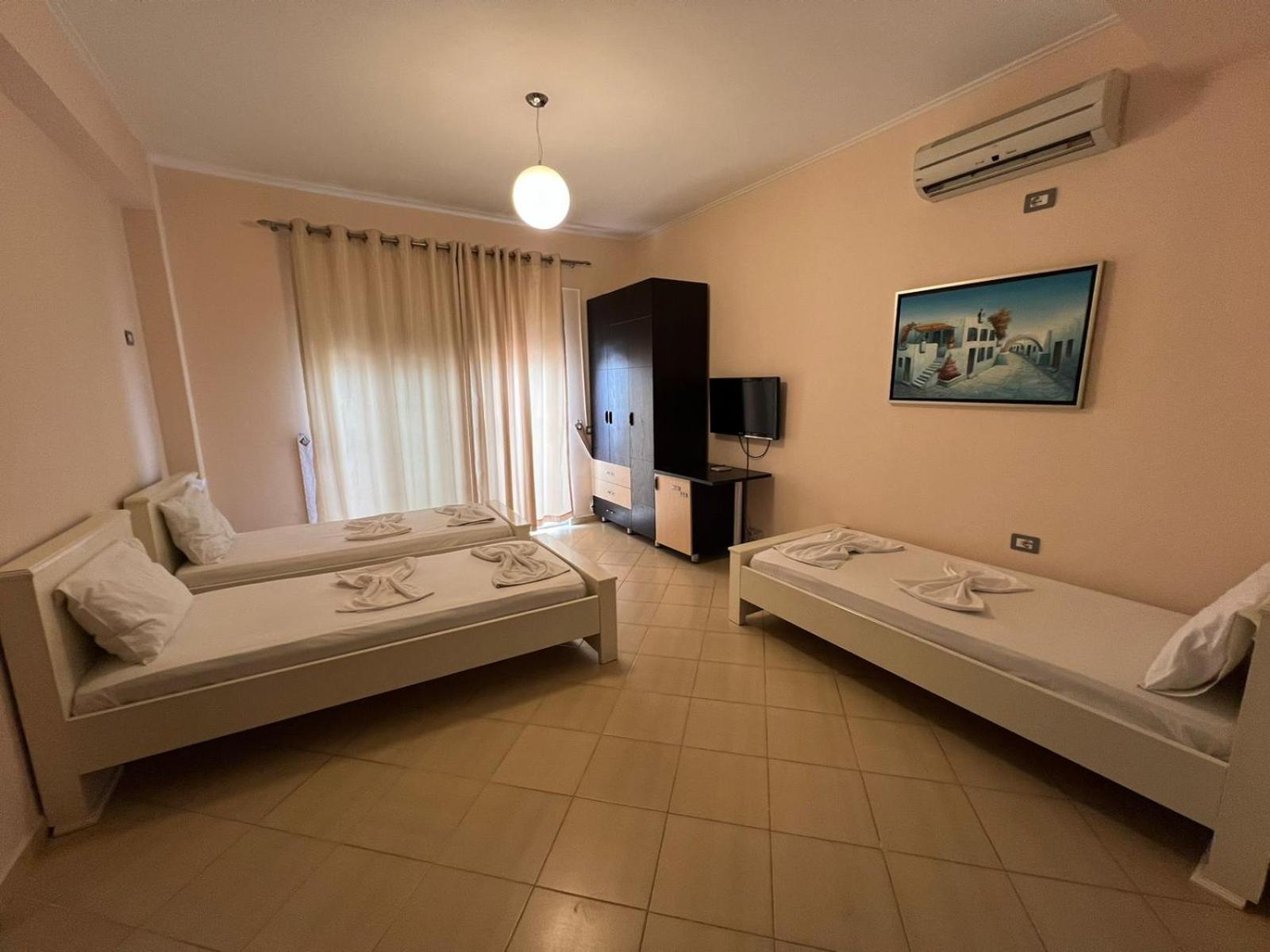 La Luna Hotel Ksamil Exterior foto